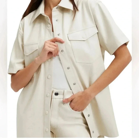 Good American Resort Faux Leather Short Sleeve Button-Up Shirt Bone Women’s 2X - Picture 1 of 13